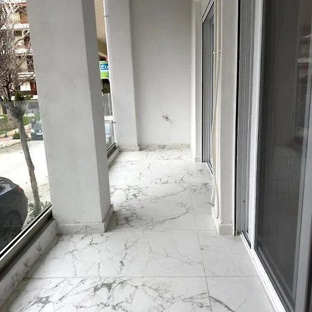 Bright And Calm 1br Near & Center דירה *