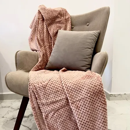 Bright And Calm 1br Near & Center דירה לוטראקי