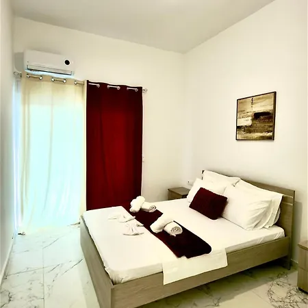 Bright And Calm 1br Near & Center