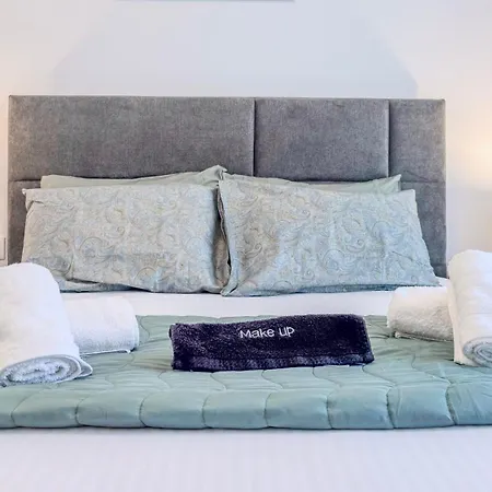 Bright And Calm 1br Near & Center * Loutraki (Corinthia)